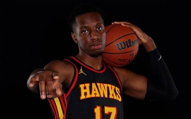 ホークスの若手ビッグマン、オニエカ・オコングが4年約92億円の延長契約に合意