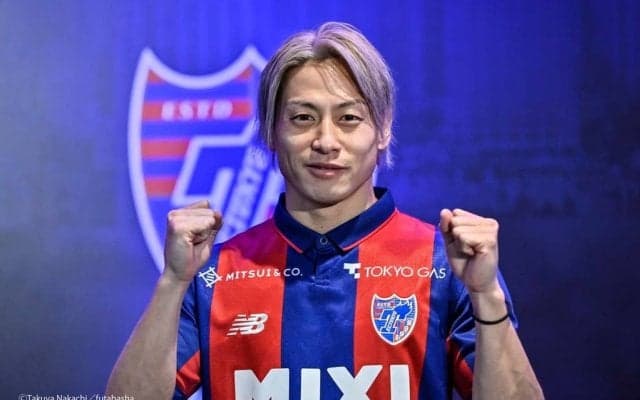 「声出そうなったわ」「破壊力が際立ってるw」FC東京・仲川輝人の”くま耳カチューシャ”姿が「可愛すぎる」と話題に！ファン悶絶のキュート写真