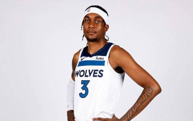 リーグ有数の守備巧者ジェイデン・マクダニエルズがウルブズと5年約202億円で延長契約