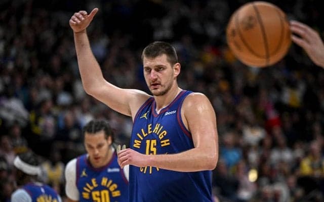 ヨキッチ躍動の王者ナゲッツが白星発進…渡邊雄太と八村塁も開幕出場／10月25日のNBA試合結果