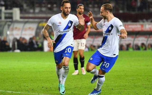 「若き伝説だ」応援したいのは別チーム！インテルユニのエスコートキッズが着込んだ別チームのシャツを暴露「早急に彼と契約すべきだ」