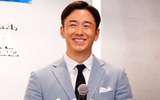 17年の時を超えた抱擁が「泣ける」　野球が繋いだ“縁”に感動の声「最高の再会」