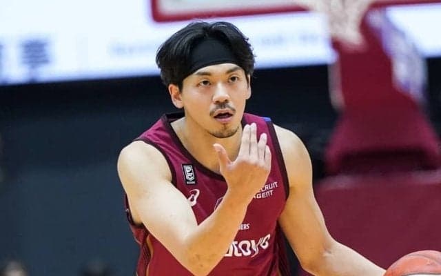 篠山竜青が3季ぶりキャプテン就任の想いを語る…長く共闘したファジーカスのために「覚悟を決めた」／B MY HERO!