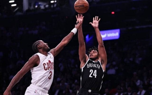 開幕戦に惜敗も、ネッツのキャム・トーマスがベンチスタートでNBA新記録を樹立