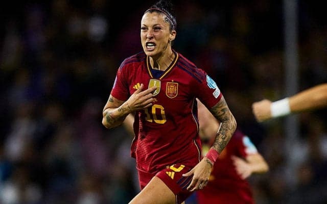 キス問題に揺れたエルモソが復帰戦で土壇場決勝ゴール！ スペインがイタリアを下して3連勝【UEFA女子NL】