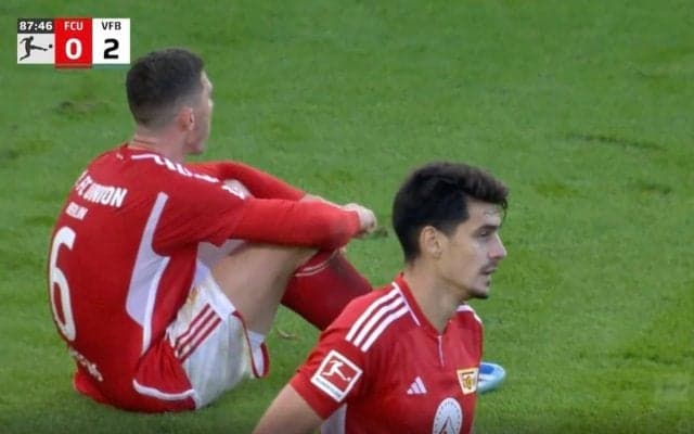 一瞬のミスが命取り！絶好調シュトゥットガルトのエグすぎる攻撃 鬼プレスでDF陣崩壊→技ありクロス→豪快ヘッド弾を叩き込んだ瞬間