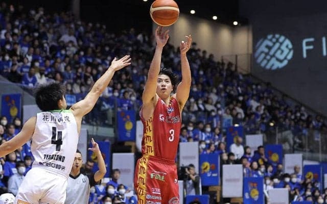 ビュフォード欠場の島根スサノオマジック、レバンガ北海道との接戦を制す…安藤誓哉が32得点の活躍