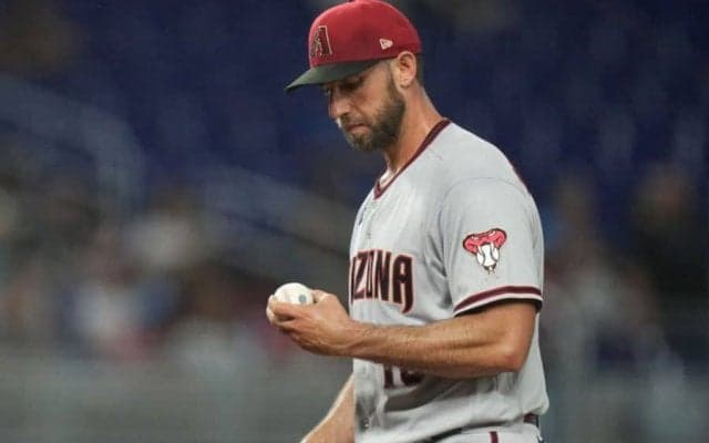 解雇にしたのに年俸21億円の“巨額負債”　引退選手に13億円…大型契約の悲劇