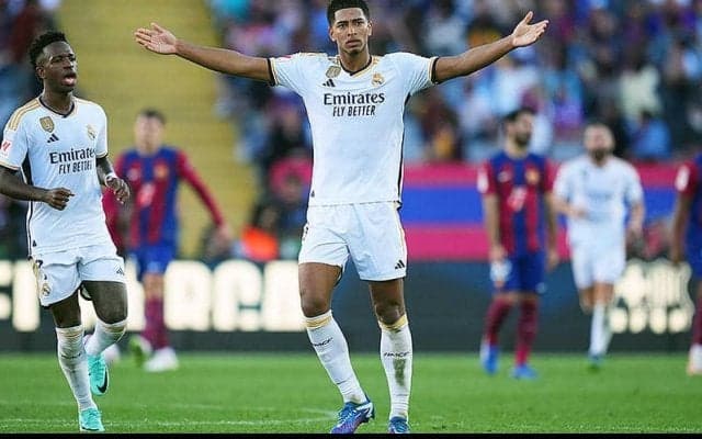 今季最初のクラシコはマドリーが敵地で劇的逆転勝利！　ベリンガムが圧巻ドブレーテで早くも今季リーグ10点目【ラ・リーガ】