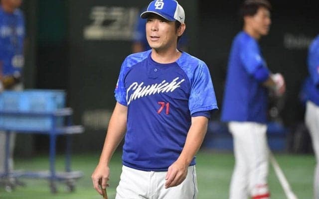 荒木雅博に「何かおかしい」　GG賞6度の礎も…元竜コーチが疑問視した“落合采配”