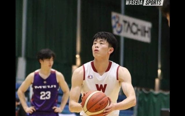 明大のオフェンス抑え込み、接戦を制す