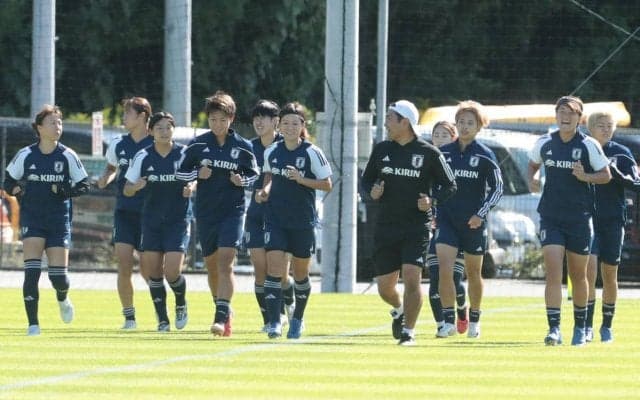 パリ五輪予選に臨むなでしこジャパンの舞台裏公開！ 西シェフとの再会や代表初ゴールの中嶋、守屋の声も