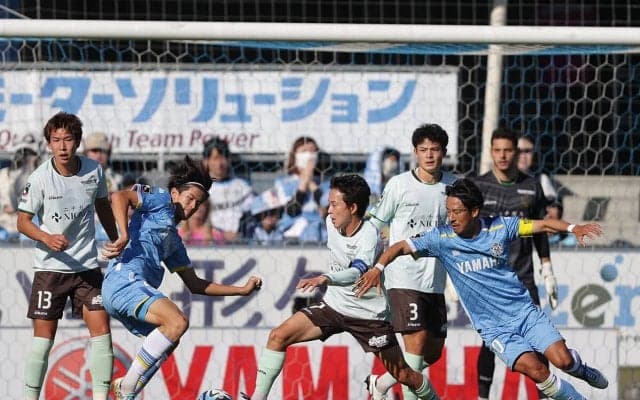 Ｊ1自動昇格残り１枠を手にするのはどこだ？　ジュビロとヴェルディは死闘によって得た「吉報」を生かせるか