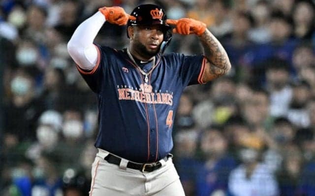 元燕バレンティン、メキシコで豪快アーチ　39歳でもパワー健在…引退一転、異国で活躍中