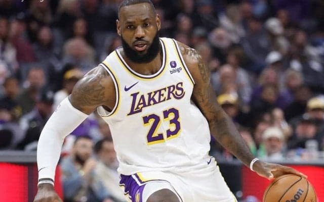 「すごくクールだ」…レブロンが20年前のデビュー戦を回想「たくさんの思い出がある」