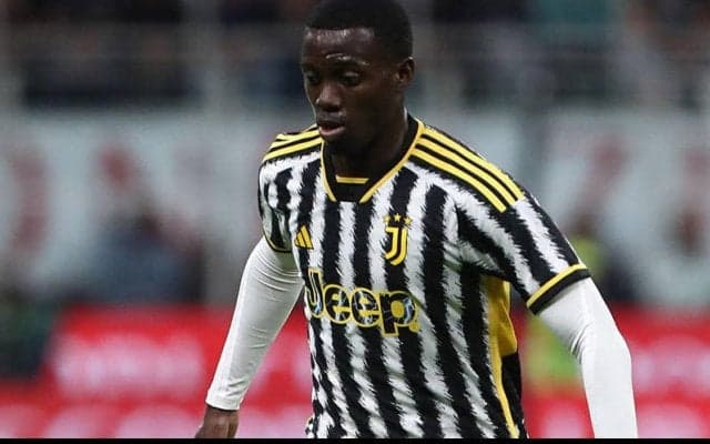 ユベントスMFウェア、太もも負傷で数週間の離脱