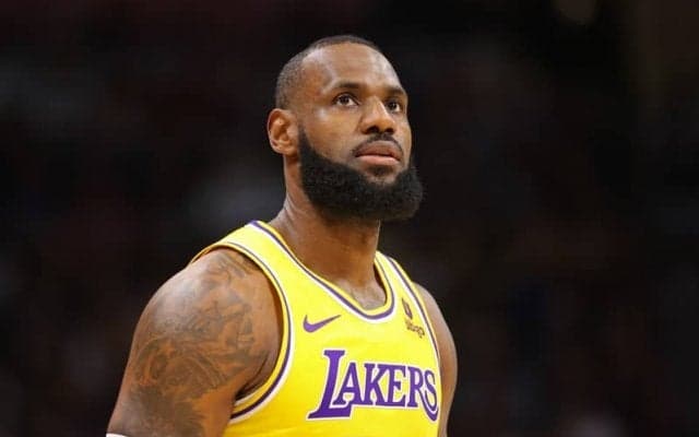 キャリア21年目のレブロン・ジェームズが通算出場試合数でNBA歴代8位へ浮上