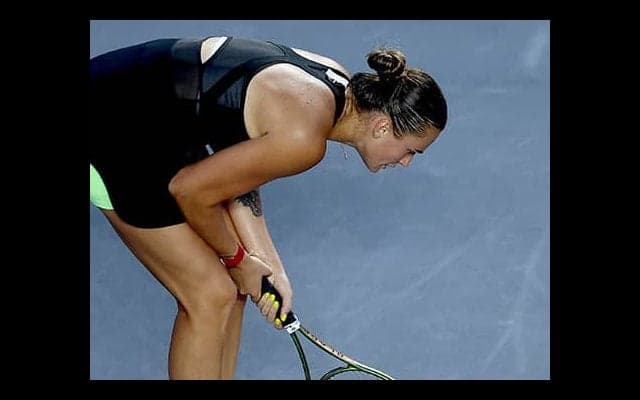 最終戦のコート「革のよう」