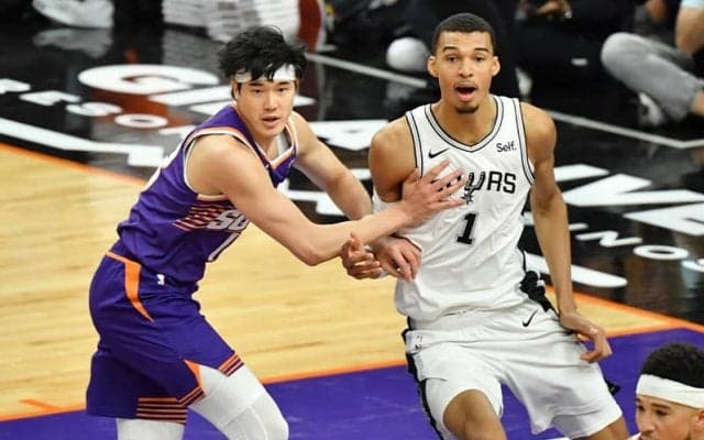 渡邊雄太、開幕5戦目で初の3ポイント不発…サンズはスパーズに連敗