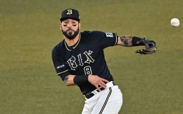 追いつめられたオリックスで光る「フルスペック」助っ人の存在とは