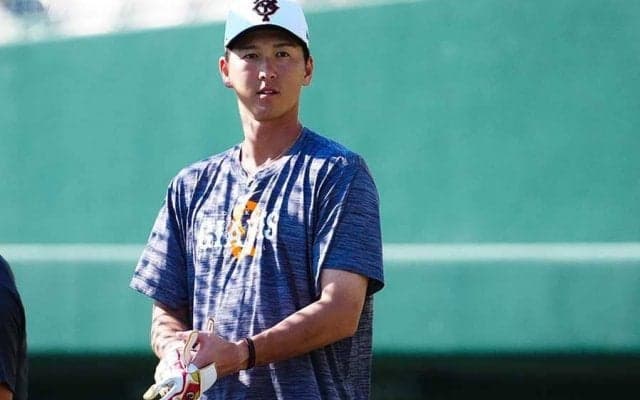 巨人阿部監督の猛トレで「毎日3キロ減」　悩む死活問題…秋広が禁断の“暴飲暴食”