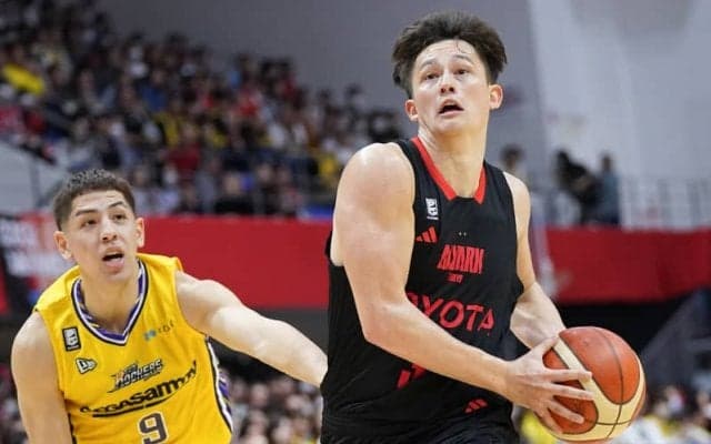 A東京がダービー2連勝し10勝一番乗り…苦戦続くSR渋谷はクレモンズ20得点も完敗