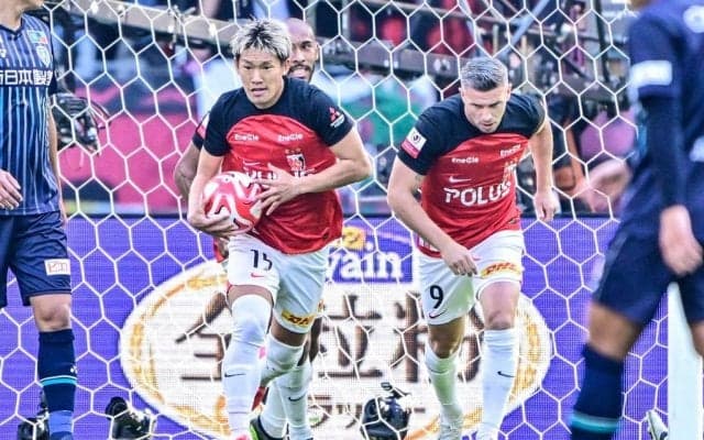 浦和MF明本考浩が考えるルヴァン決勝で足りなかったこと。「個の力も大事で、もっとシンプルに戦わなければいけなかった」…「福岡には“おめでとう”と、素直に言いたい」