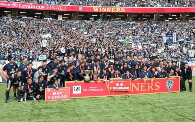 「最高の勝利の女神爆誕」「推しの最高の笑顔」HKT48・豊永阿紀さんが福岡のルヴァンカップ優勝に興奮の祝福コメント「たくさんの希望と夢をもらいました」