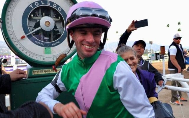 【BCディスタフ】イディオマティックが抜け出してV…ルメール騎乗馬は取り消し