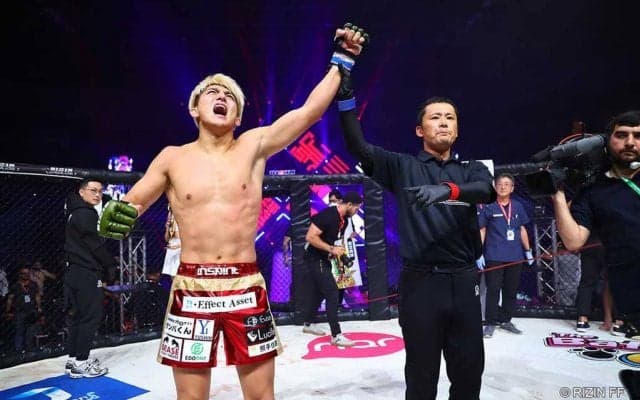 朝倉未来を秒殺した王者ケラモフが“失神KO”負け　RIZINアゼルバイジャン大会で鈴木千裕の強烈ラッシュに散る