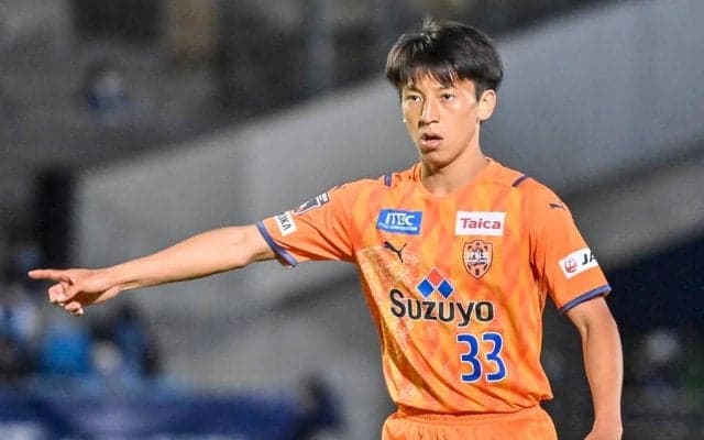 「胸熱すぎるやん!!!」ブラジルで奮闘中の松岡大起の元指揮官との“再会肩組みショット”が「泣ける」と話題！「いいお写真」「ゼ将やんけ!頑張れ松岡!」の声