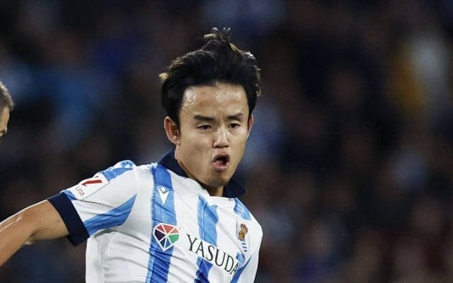 久保建英がバルサの「包囲網」を打ち破る活躍　「美しき敗者」のお株を奪う