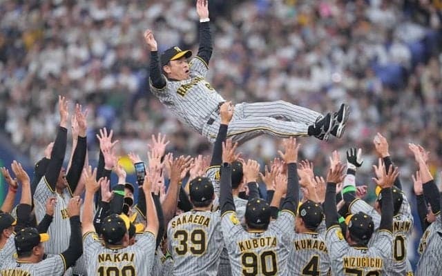 38年ぶりの日本一に輝いた阪神を米メディアも祝福！先制3ランのノイジーには「日本シリーズのレジェンドに」と反応