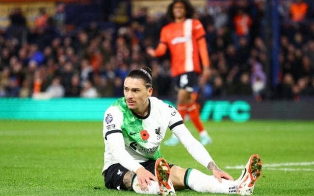 「今日は擁護できない」リバプールFWヌニェスがゴールの目の前で決定機逸、ラストパス送ったサラーのリアクションも話題「この前スーパーゴール決めてたのに」