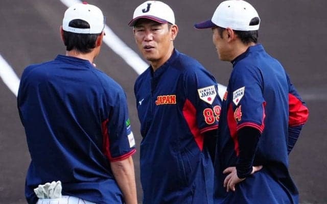 長嶋氏から「自分の色を出して」　侍J井端監督、激励に感謝「すごく楽になりました」