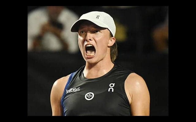 頂上決戦制し最終戦初V王手