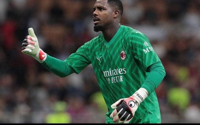 守護神メニャンはミランとの契約延長に前向き？　クラブは年俸倍増のオファーを準備中