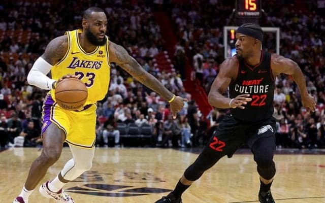 レイカーズ、第4Qの猛追実らず敵地でヒートに惜敗…八村塁は4試合連続欠場