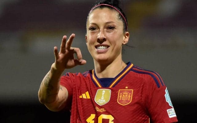 「脅迫も受けた」キスの被害者であるエルモソが告白、苦しい被害者の心境「自分が引き起こしたわけではないのに…」