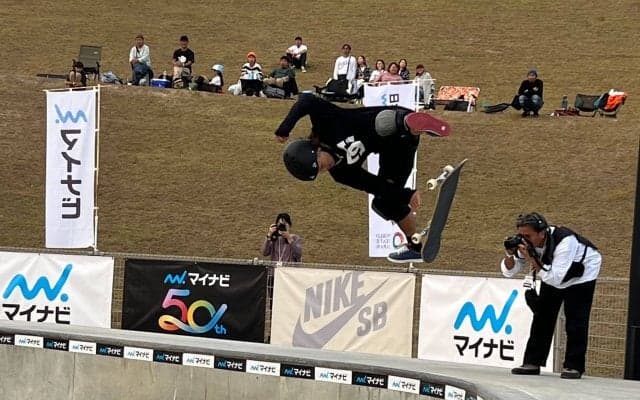 「第6回マイナビ日本スケートボード選手権大会」パーク種目 男子は笹岡建介が大会3度目の優勝