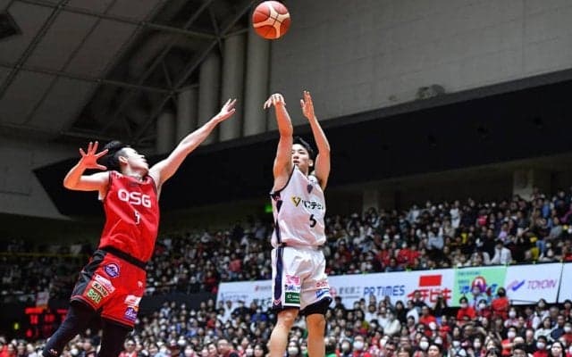 河村勇輝が敵将も脱帽の2戦連続30点超え…HC離脱の横浜BCは延長戦の末に惜敗