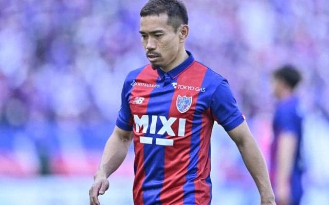 「馬体並みに引き締まってる」FC東京・長友佑都の「筋ビッシリな脚の裏側」が話題に！ ファンから驚きの声が続出