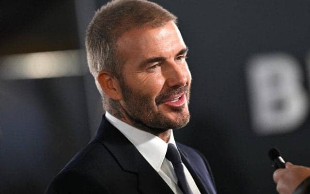 「セクシー」「次のジェームズ・ボンドになれる」ベッカムと高級車マセラティの組み合わせに反響続々「カッコよすぎる」