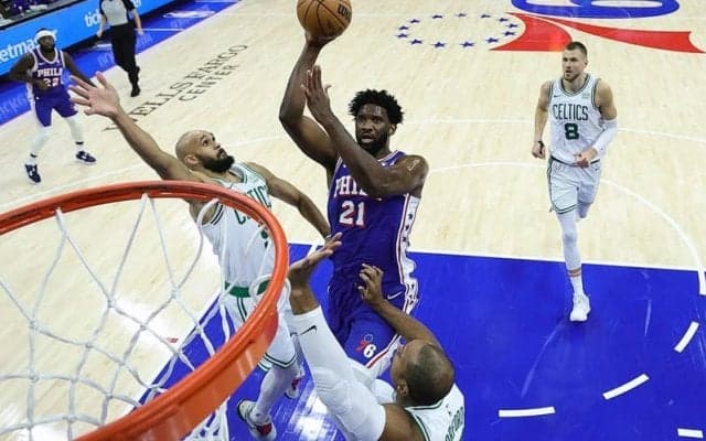 シクサーズのジョエル・エンビードが58年ぶりの快挙…球団史上2人目の大台をクリア