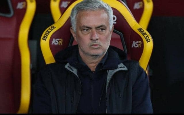 「これが26ものタイトルを獲得した私との違い」“ローマ・ダービー”を前にモウリーニョ監督が敵将からの挑発に応戦