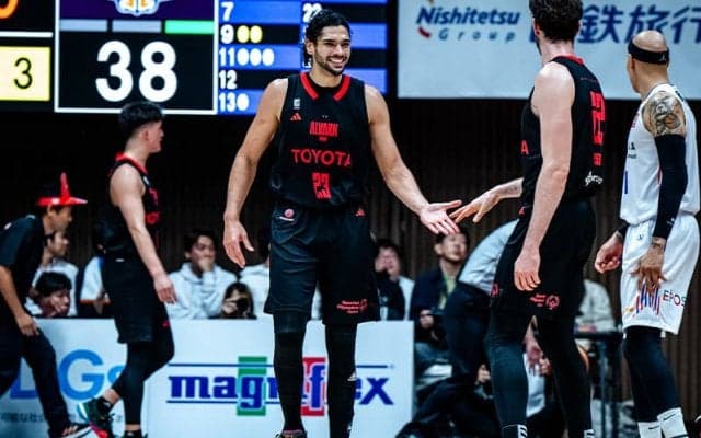 味方も酔いしれる超絶美技「打つ方のプレッシャーえぐい」好調A東京がファン魅了