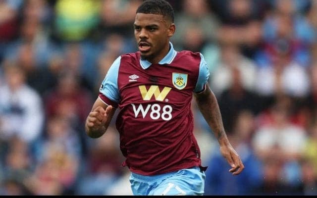 バーンリーFWフォスターのうつ病が再発か…クラブが専門医の治療を受けていることを発表