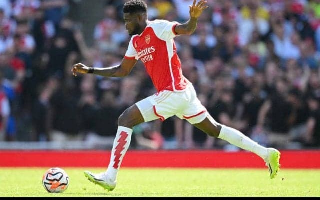 アーセナルが1月にトーマスの代役獲得へ？　ドウグラス・ルイスが有力な選択肢