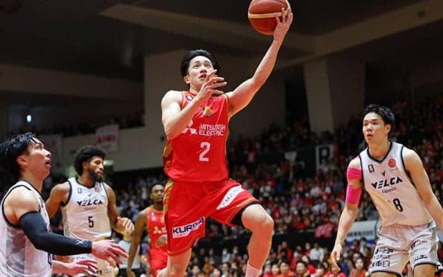 指揮官が「コート上のHCに」と期待する名古屋Dの齋藤拓実…長崎戦では18得点で勝利へ導く