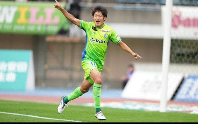大橋祐紀2発の湘南が名古屋から残留に大きな1勝！　ソン・ボムグンも好守で存在感【明治安田J1第32節】